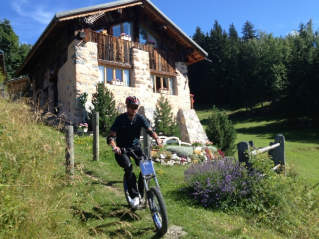  Tout -Terrain Trottinette Route nos 3 Vallees -9999 -Trotinette Trottinette na floresta -9999 -Trottinette Trottinette em trilhas para montanhas